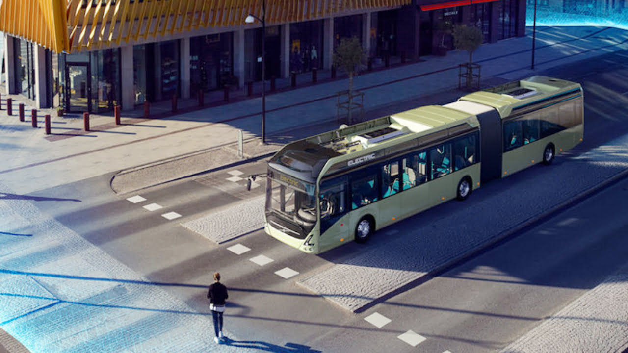 Volvo dostarczy elektryczne autobusy miejskie z fabryki we